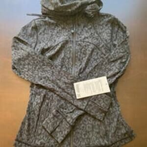 NWT Lululemon Hooded Define Jacket *Nulu IWCD Size 8